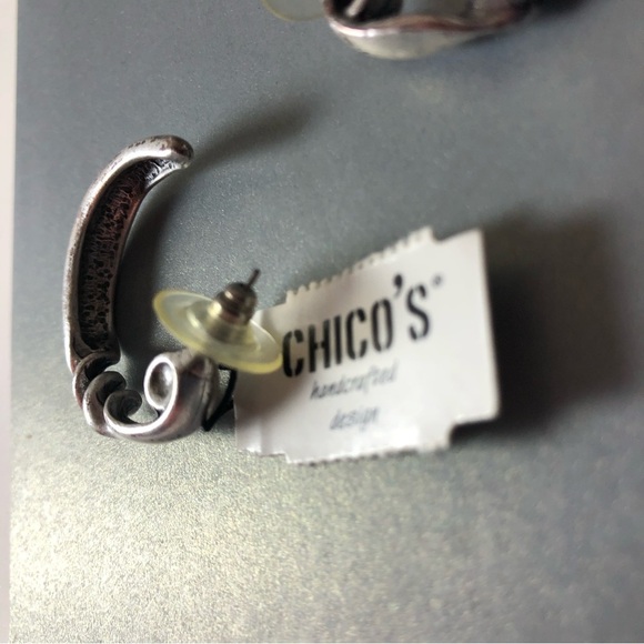 Vintage Chicos Hoop Earrings Silver NWT - Picture 2 of 3